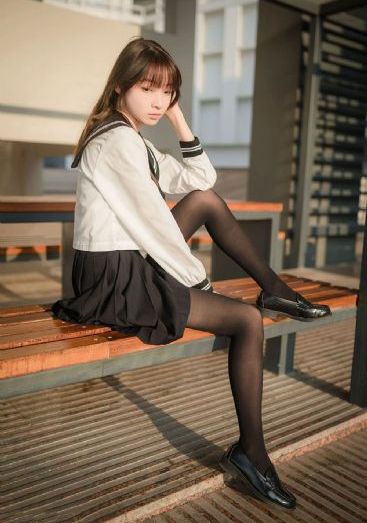 晚上睡不着看点刺激的软件_在线播放-手机免费播放动漫