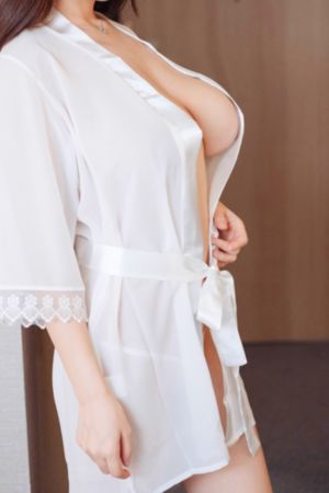 凹凸国产AV熟女白浆精品_手机在线看片