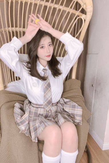 最新午夜国内自拍视频_720电影免费在线